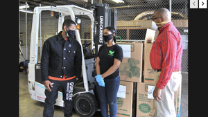 Usher’s New Look Foundation donates 350 meals to Clayton schools, community